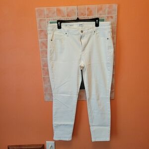 Sonoma womens white, skinny jeans